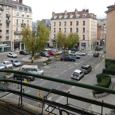 #H3 Le Fantasque City-Center Shops Nearby T2 Grenoble Buitenkant foto